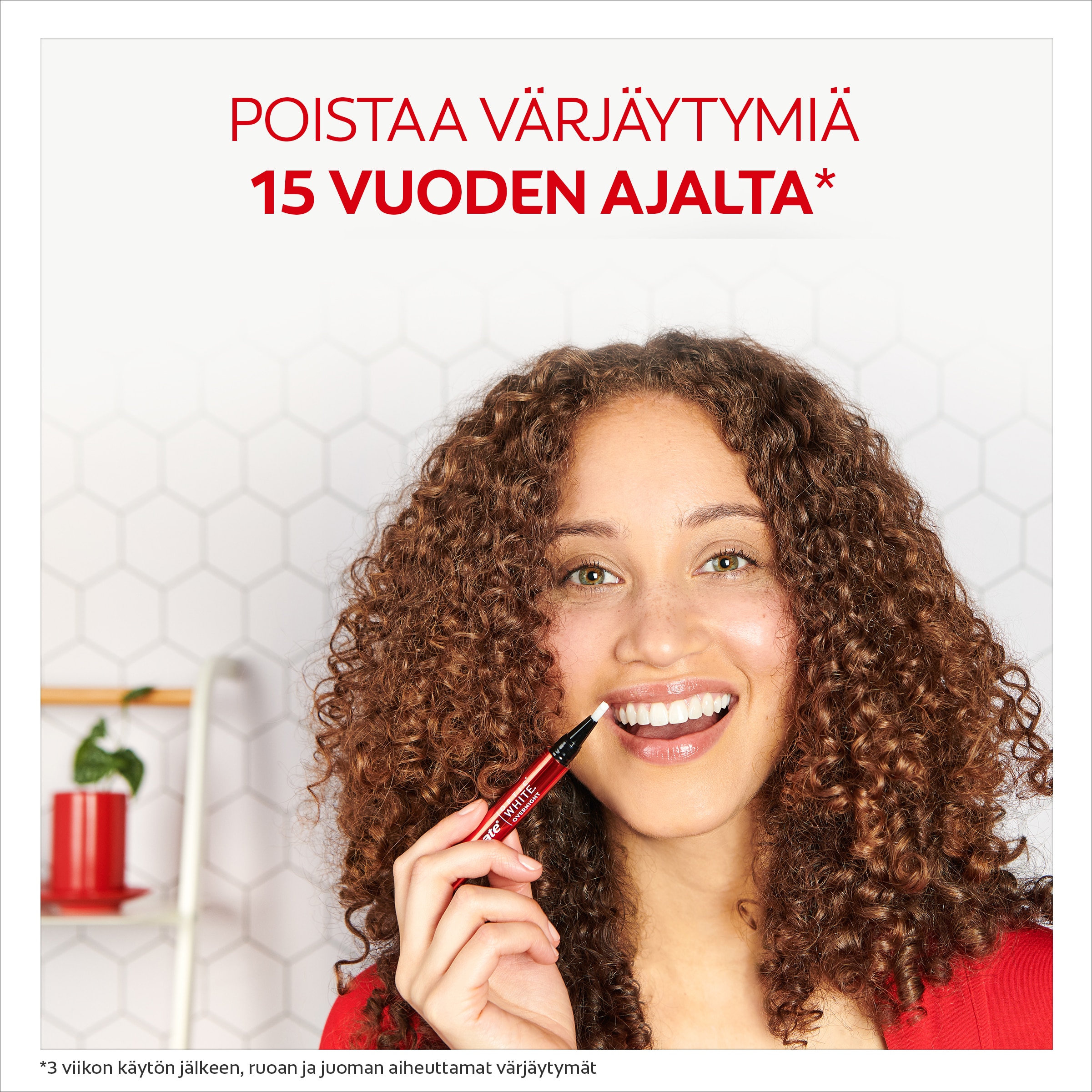 Max White Overnight valkaisukynä poistaa värjäytymiä 15 vuoden edestä Max White Overnight valkaisukynä poistaa värjäytymiä 15 vuoden edestä